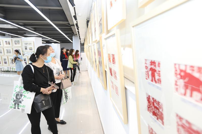 西安市碑林区铁五小学,碑林区铁五小学版画