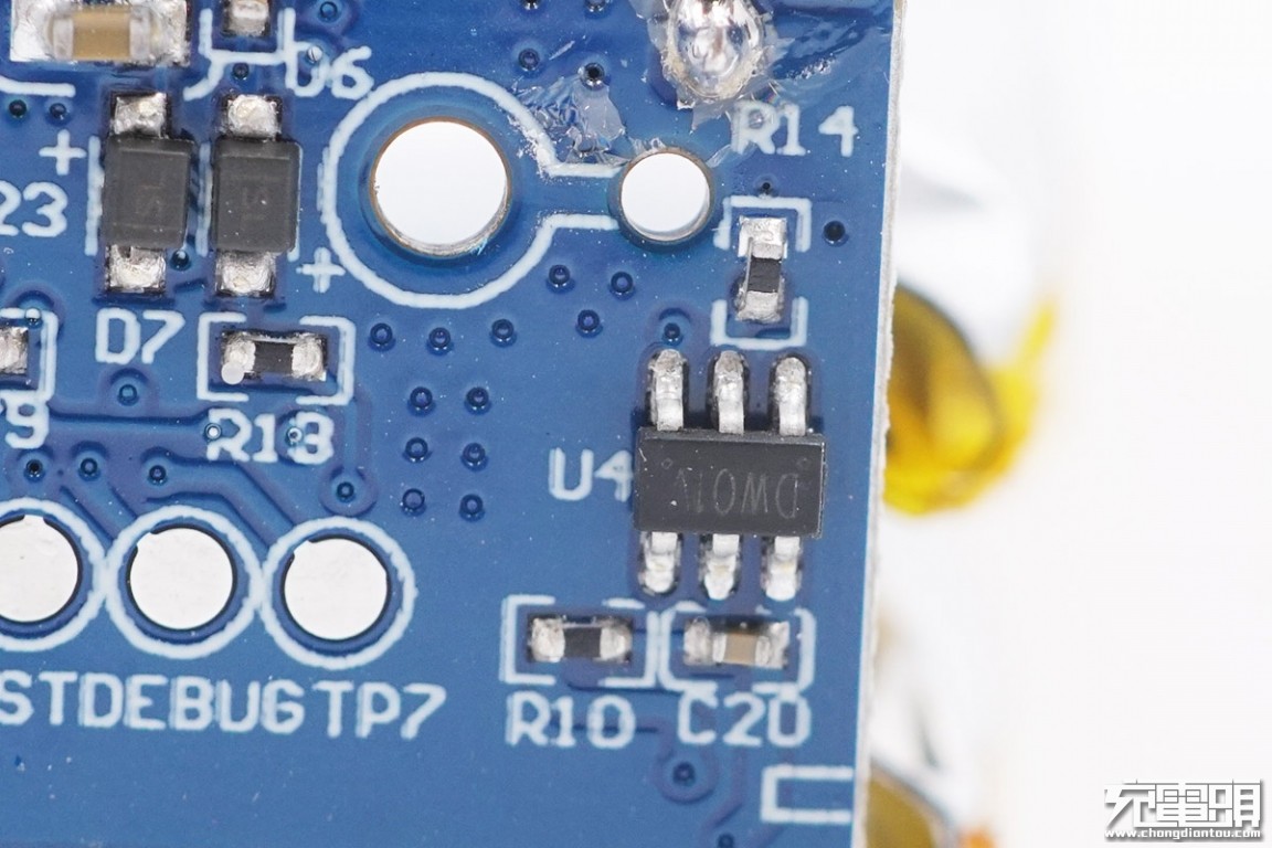 romoss罗马仕20000毫安拆解,罗马仕romoss移动电源