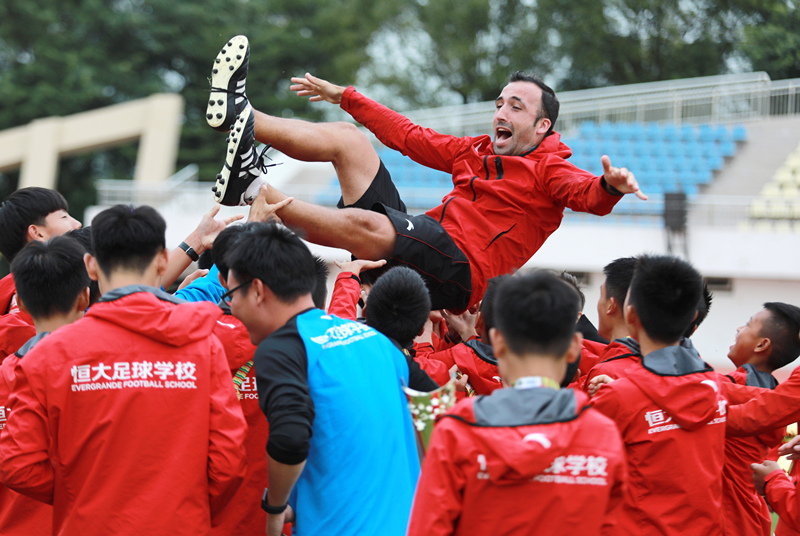 许家印表决心,许家印最后一次公开露面谈足球