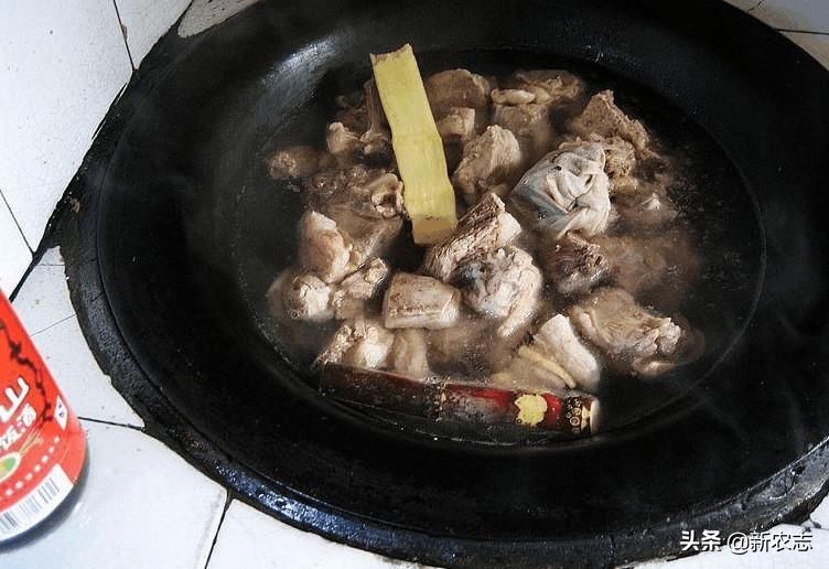 农村风靡一时的“不粘锅”，现在打折都没人买，消费者：被骗过