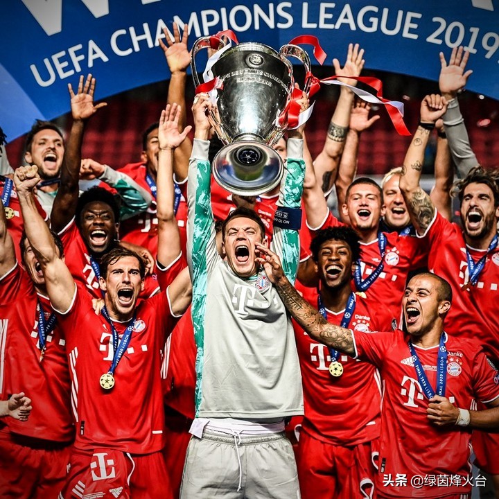 世界足坛十大最强门将诺伊尔垫底,诺伊尔开启门将新篇章