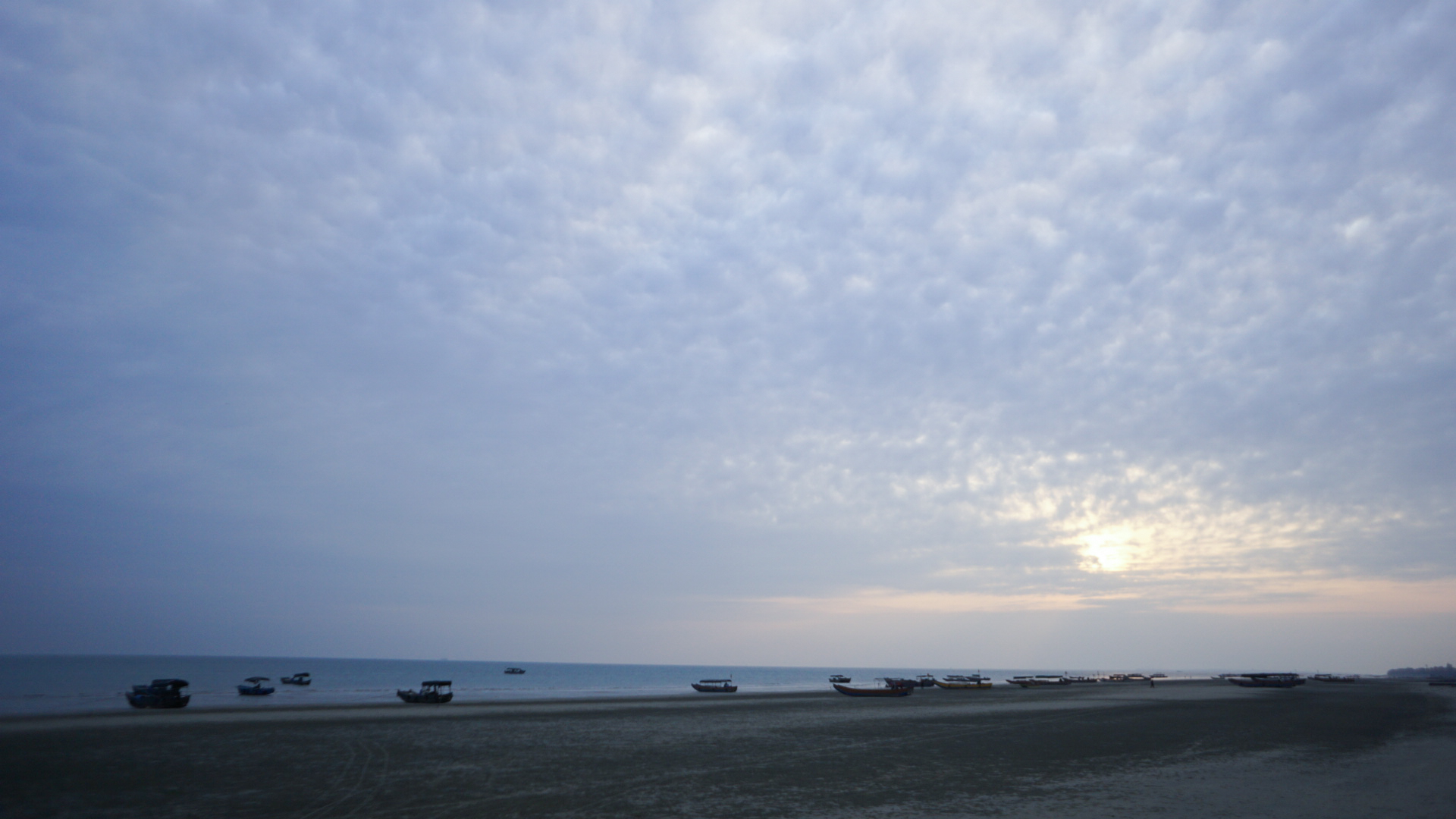 北海开车去越南,从北海一路开车到越南都遇到什么