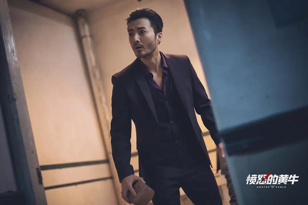 同样是翻拍，为何《大赢家》好评不断，《愤怒的黄牛》却一地鸡毛