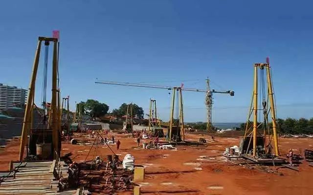 冲击钻孔灌注桩安全技术交底,电焊工职业健康安全技术交底