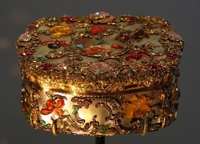 恋恋烟尘：为何*草烟**文化风靡世界？|张小玉