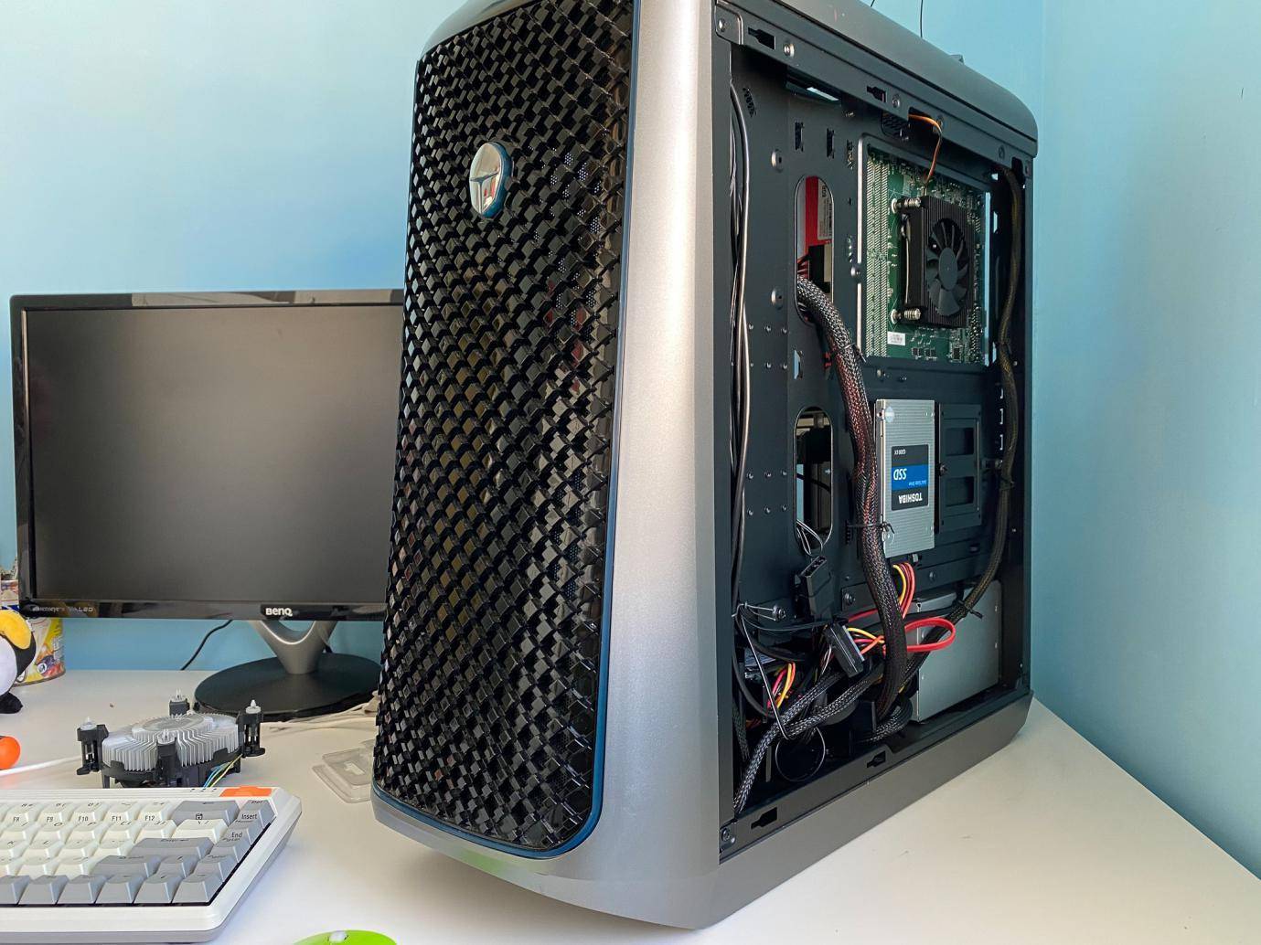 cpu安装在主板上还能拿下来吗,电脑换了主板和cpu需要重装系统吗