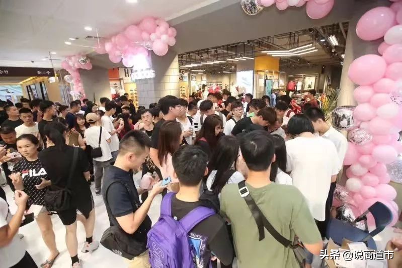 调改上瘾！东百爱琴海“十一”新装启幕，强强联手发力高端精品