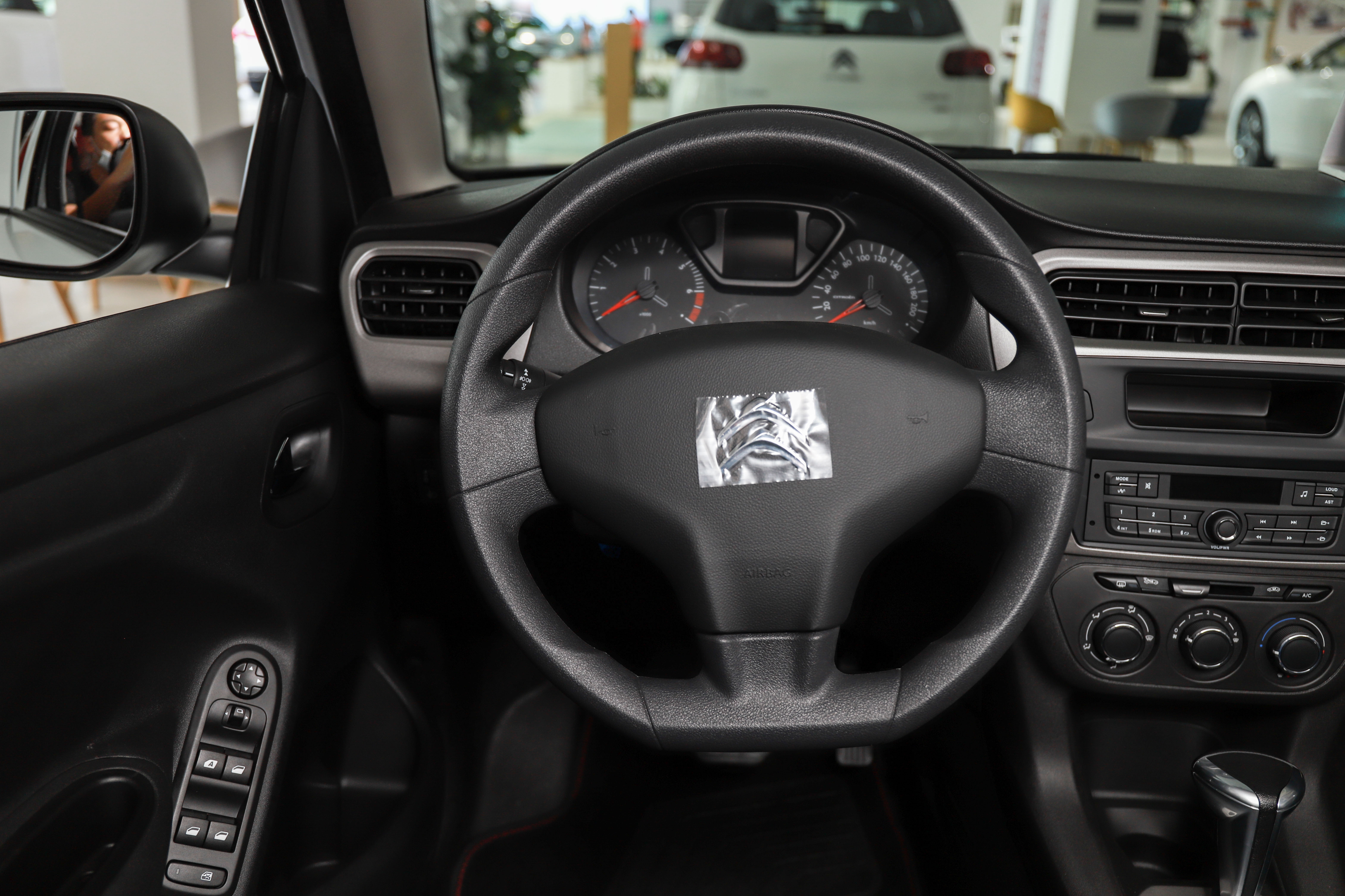 最便宜的新款爱丽舍,家用飞度和爱丽舍哪个好