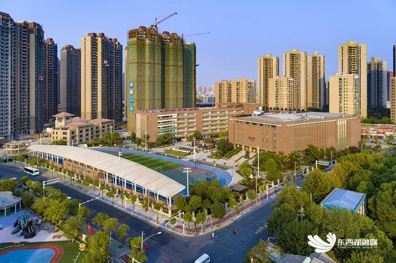 啧啧啧~常青花园,幸福的味道!