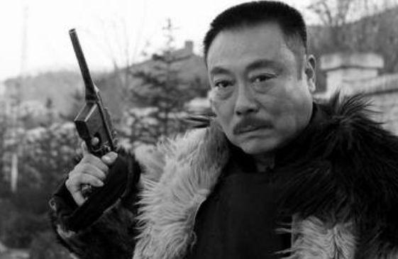 土匪谢文东和坏蛋是怎样炼成的,民国剿匪英雄谢文东