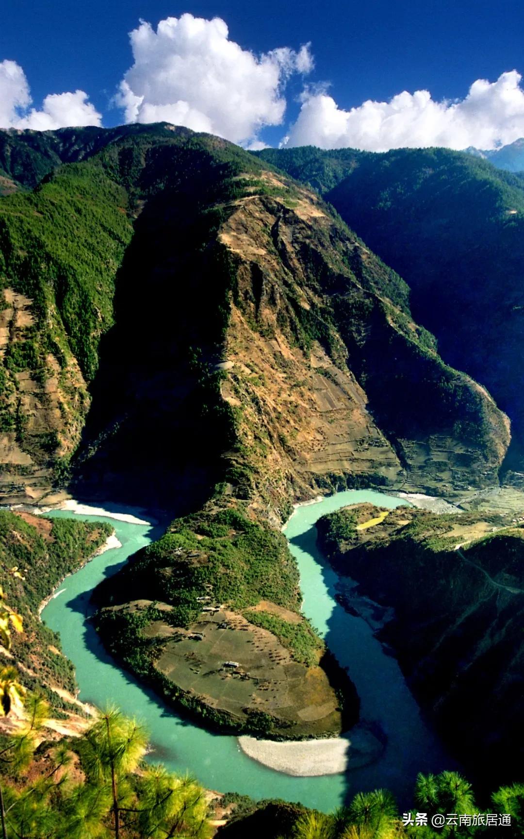 最好的风景在路上云南,有一种山叫云南的山