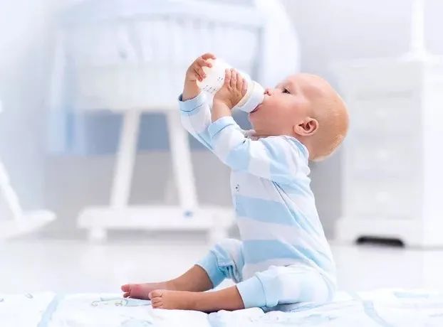 大头娃娃奶粉事件配料,大头娃娃奶粉事件奶粉里掺了什么