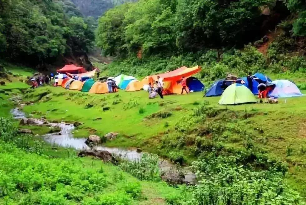 楚雄附近免费露营地有山有水,昆明到楚雄方向一个小时露营地