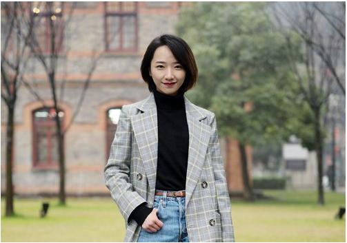 脖子短圆脸剪什么短发,大圆脸齐脖一刀切短发