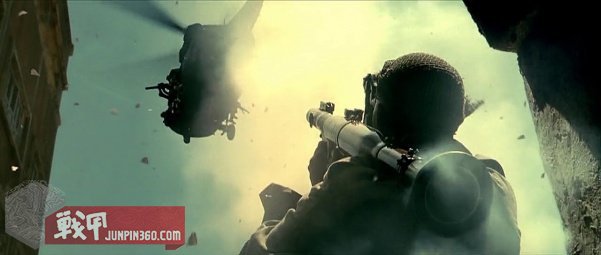 美国黑鹰战机坠落视频,解密经典黑鹰坠落