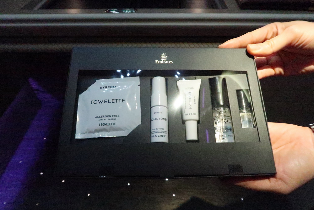 阿联酋航空777300经济舱,阿联酋航空777头等舱机票