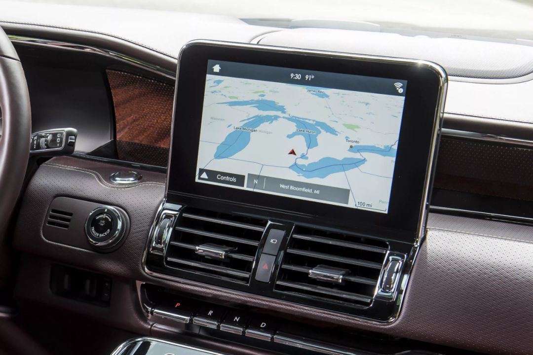 汽车智慧中控屏测评,汽车中控大屏十大排名全球