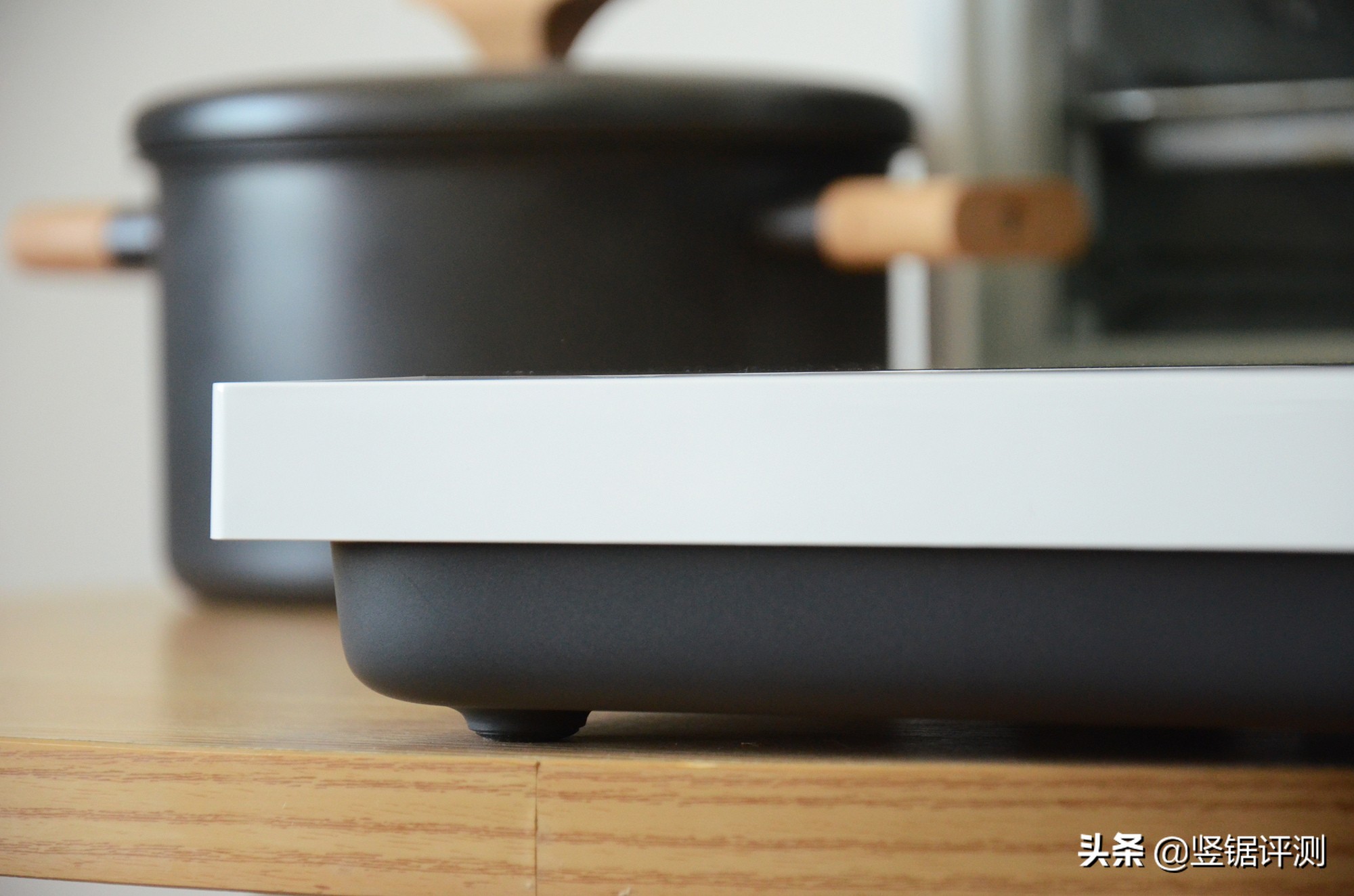 小米“米家电磁炉C1”评测:7挡火力,2100W大功率设计