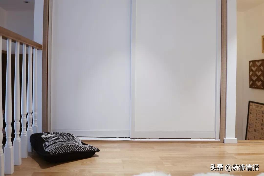 她买下32㎡上海老旧学区房,为女儿打造小桃园还有20㎡舒适大庭院