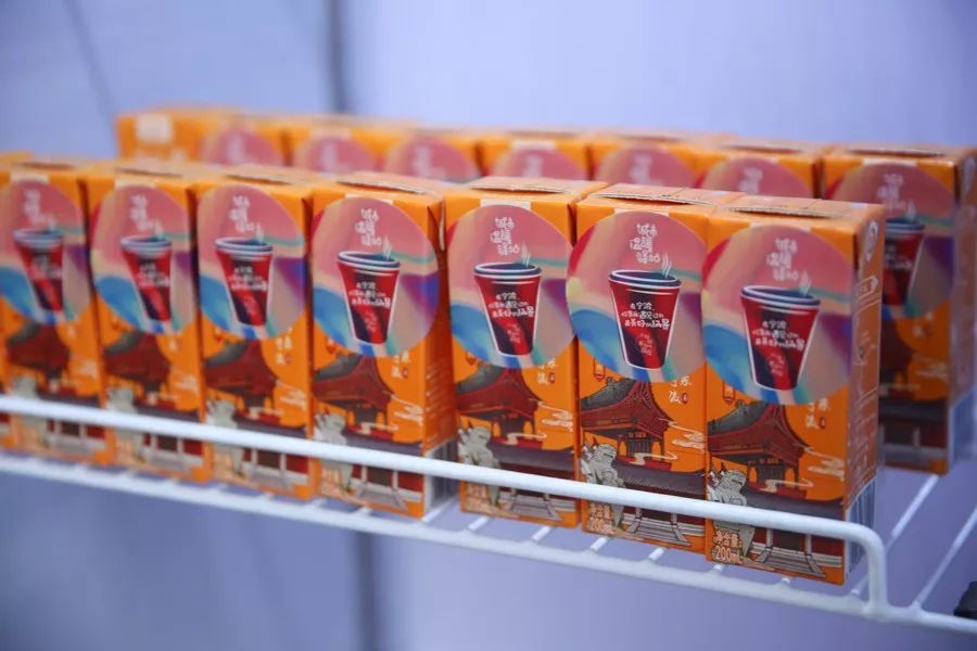 在宁波街头，我被暖到了