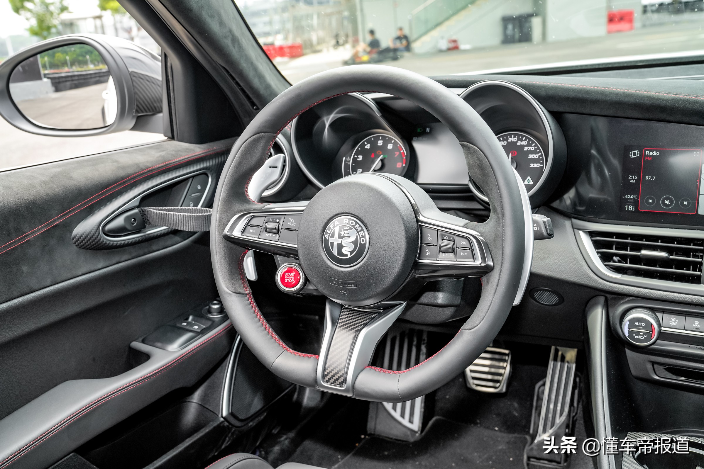 新车阿尔法罗密欧giulia豪华版200p,阿尔法罗密欧giulia车评