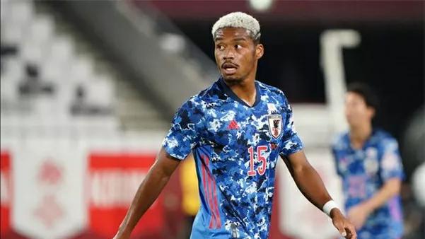 国足暴露后防隐患,国足最危险进攻