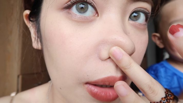 夏日控油持久不暗沉粉底液,dw粉底液1w0全脸试色