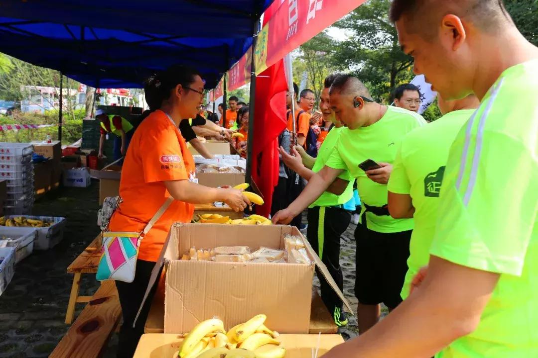 爱前行公益活动,爱行路公益活动