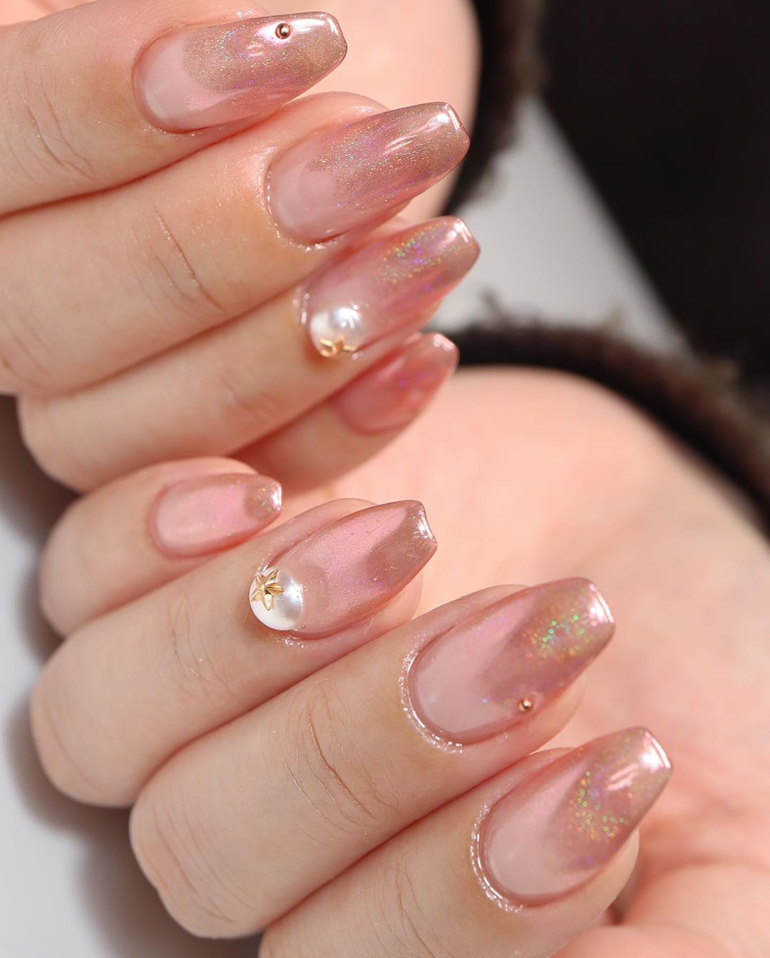 晶石猫眼美甲月牙光,绝美猫眼石美甲