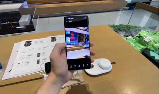 小米cc9pro和红米note9pro哪个好,红米2千以内最值得入手的手机