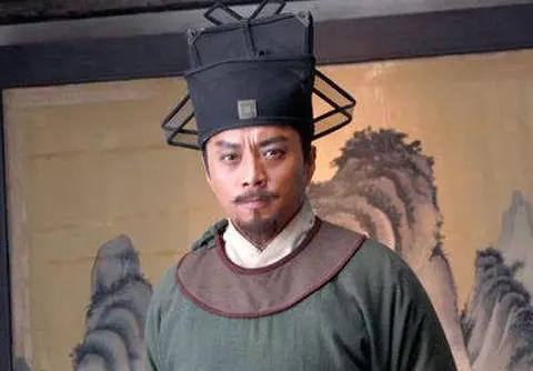 宋代官员的帽子为什么安两个长翅,宋朝官员的帽子为什么有两根长翅