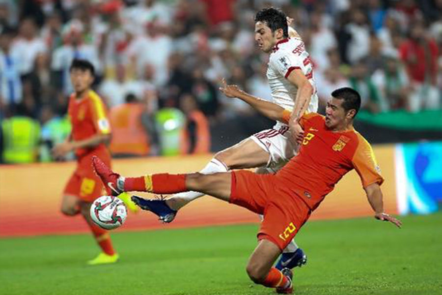 足球队友之间的配合怎么练,和队友怎么配合