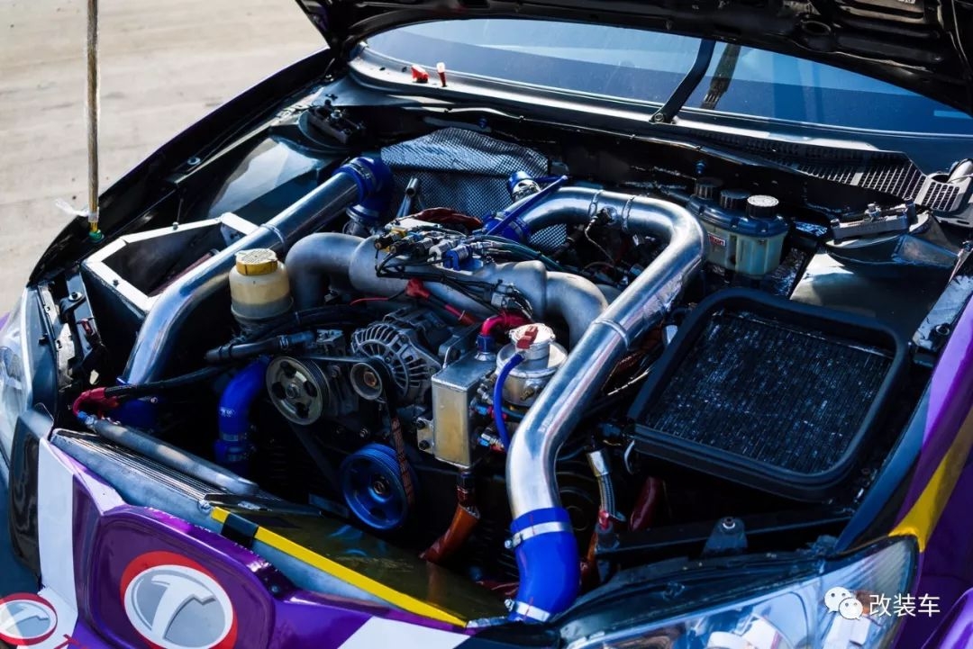 拳打法拉利脚踢迈凯伦evo,拳打法拉利脚踢迈凯伦的跑车