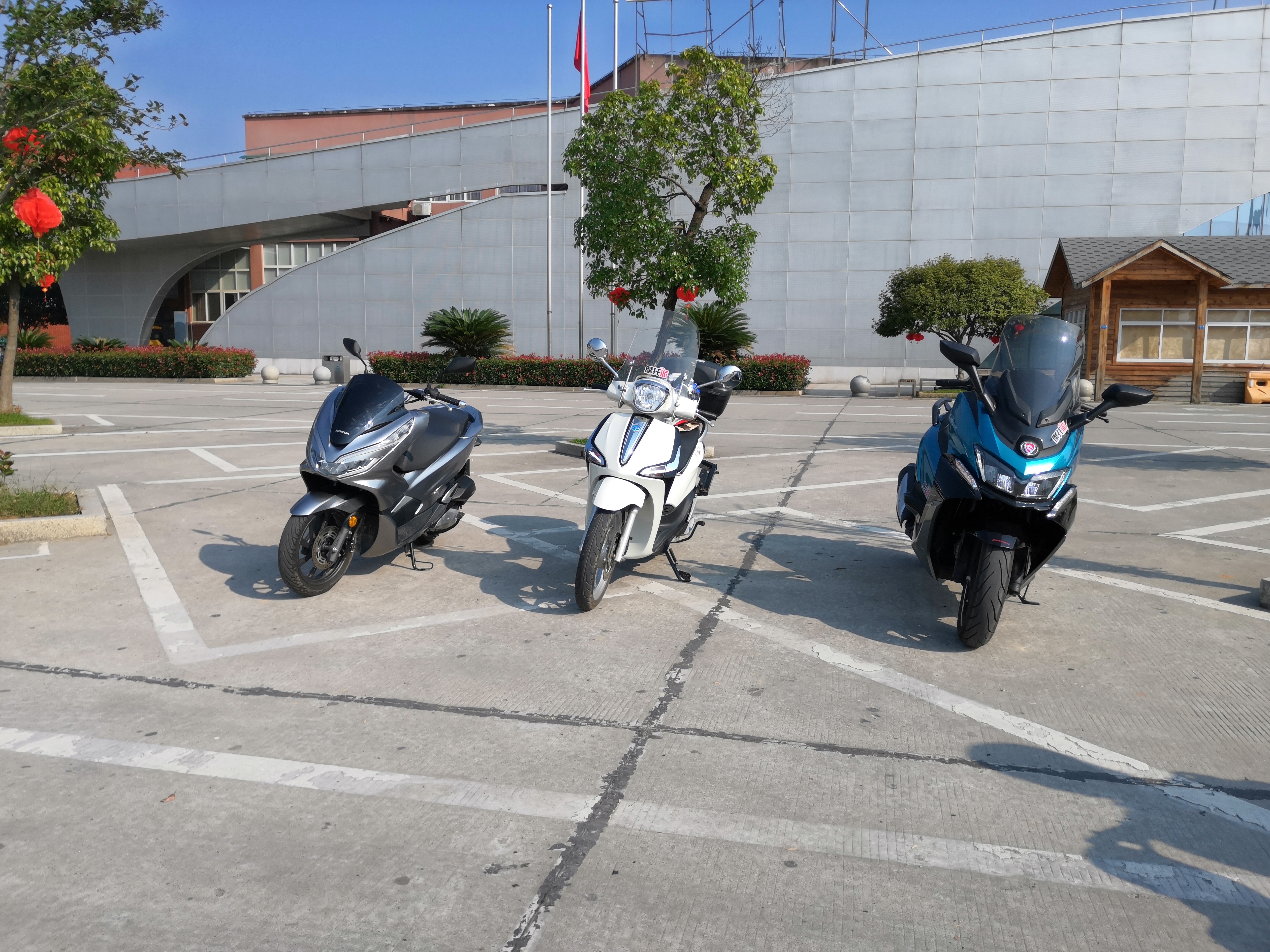 荆州古城游记视频,五羊本田pcx150国产的好不好