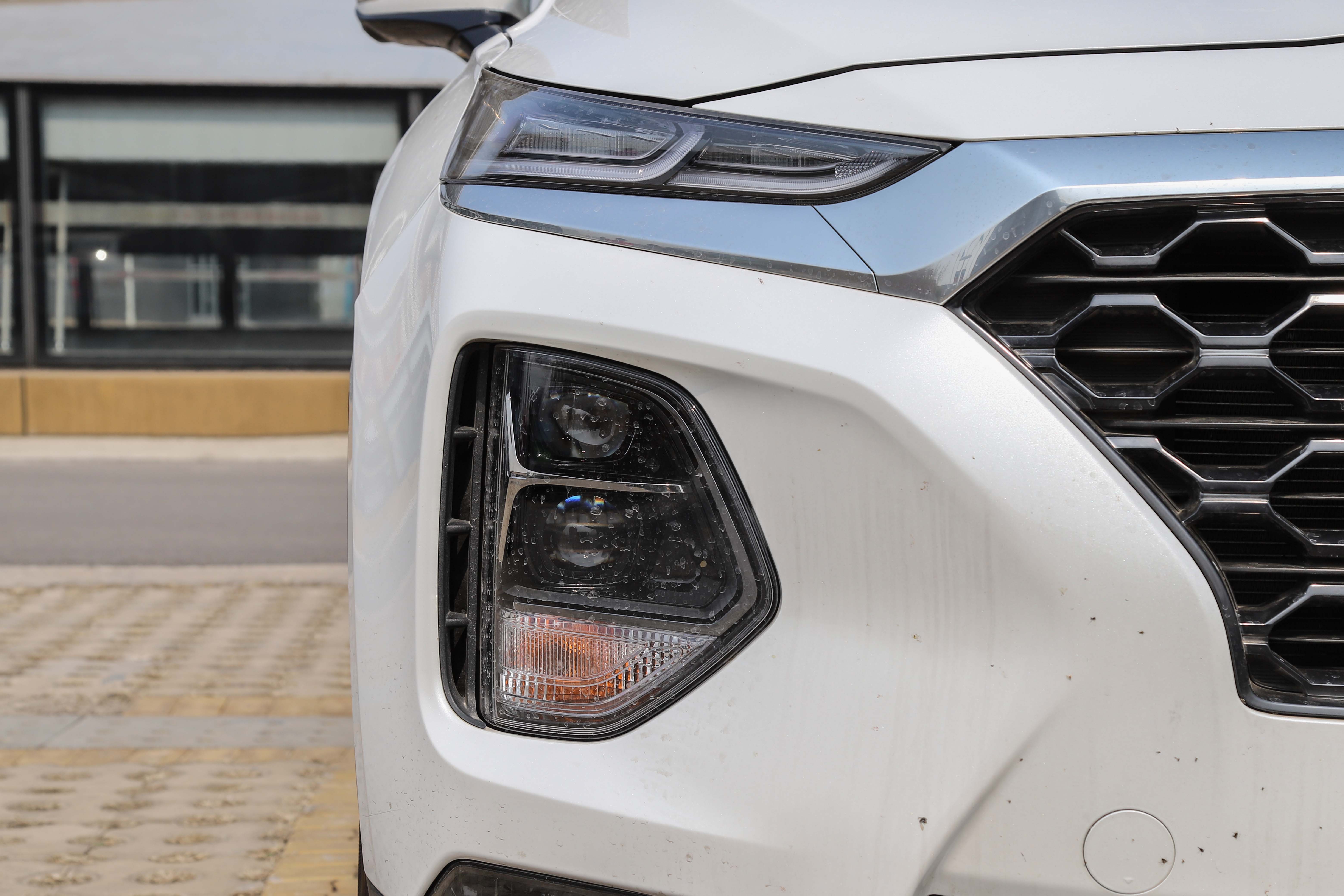 现代胜达和丰田汉兰达哪个好,胜达vs汉兰达车身尺寸