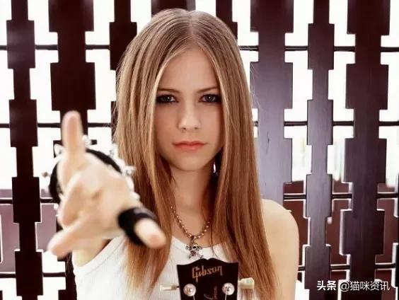 艾薇儿现状曝光,艾薇儿曾经有多火