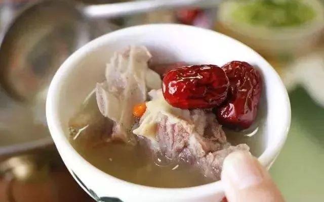 羊汤很油怎么办,羊汤很膻怎么喝下去