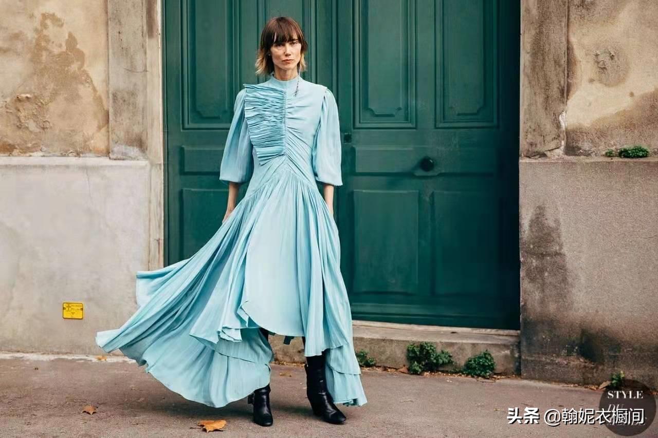 鍟ユ槸钃濊壊濡栧К,钃濊壊濡栧К绮捐嚧鐧炬惌