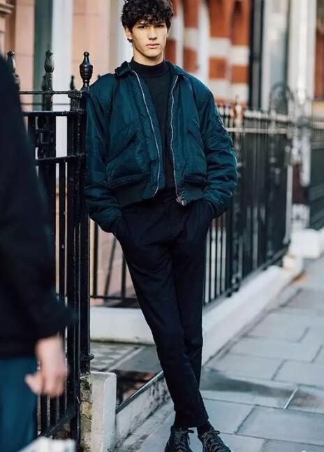 冬天不穿棉袄怎么穿不光保暖还帅,想在冬天也继续保持肌肤干净