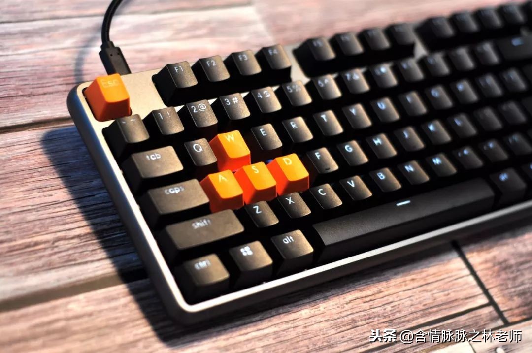 红轴正刻机械键盘,悦米红轴机械键盘