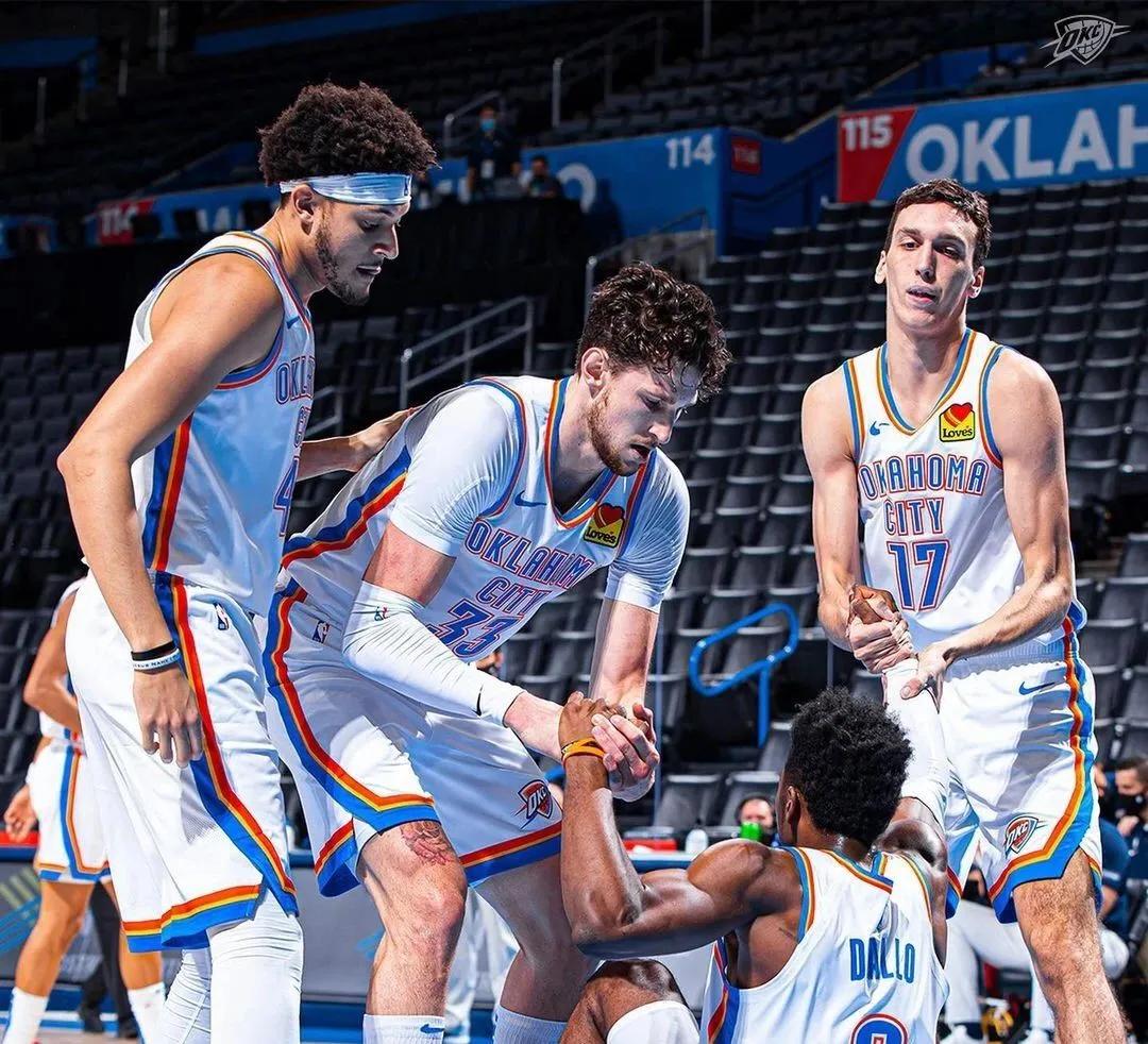 底线三分超远绝杀三球,1.6秒绝杀破百