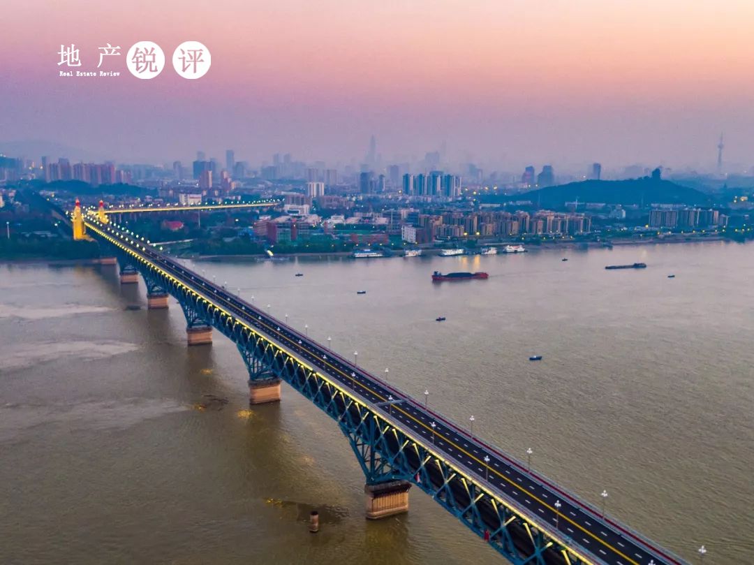 汤臣一品滨江豪宅,汤臣一品南京版