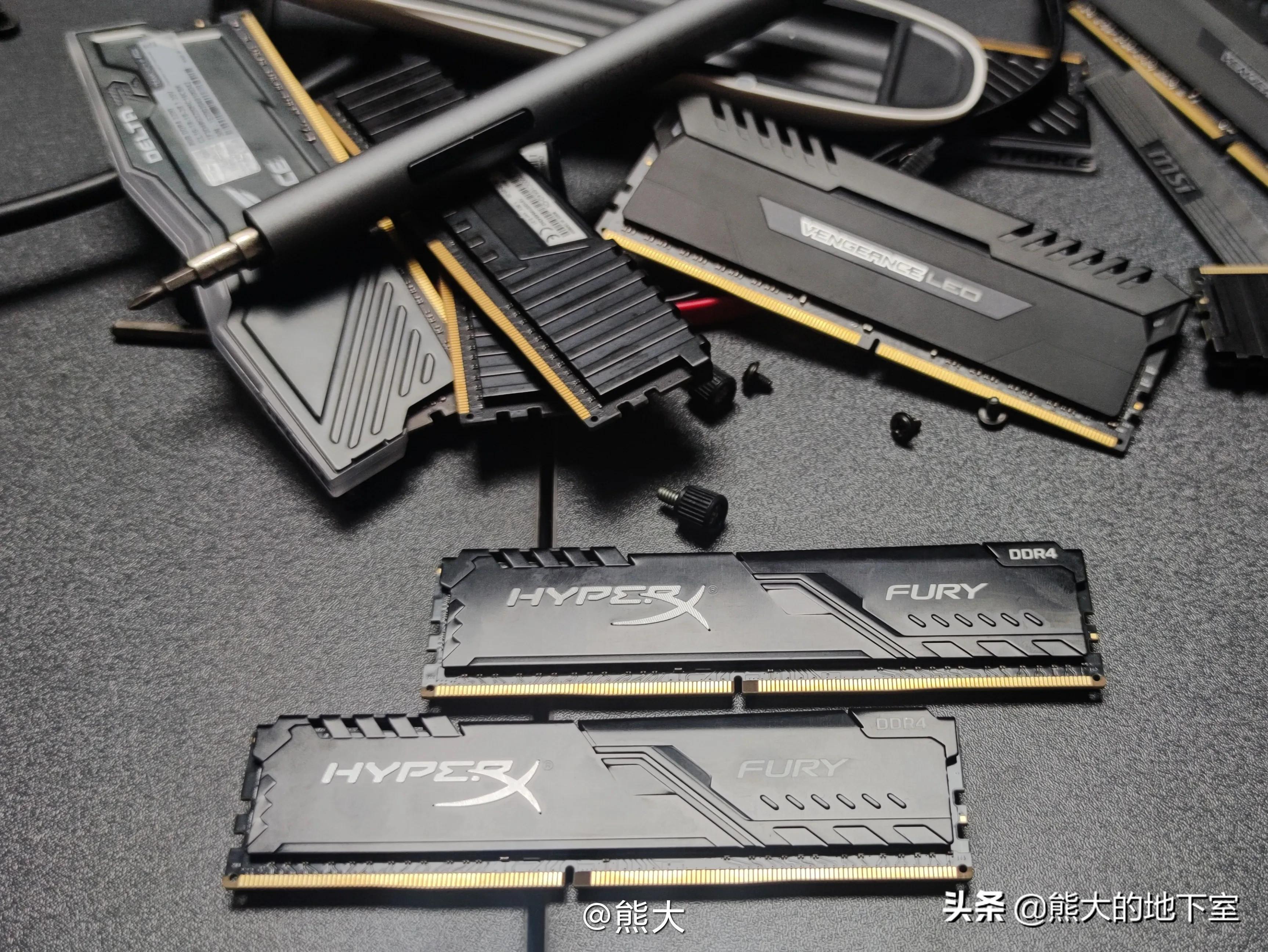 金士顿骇客神条fury和savage,金士顿hyperx骇客神条