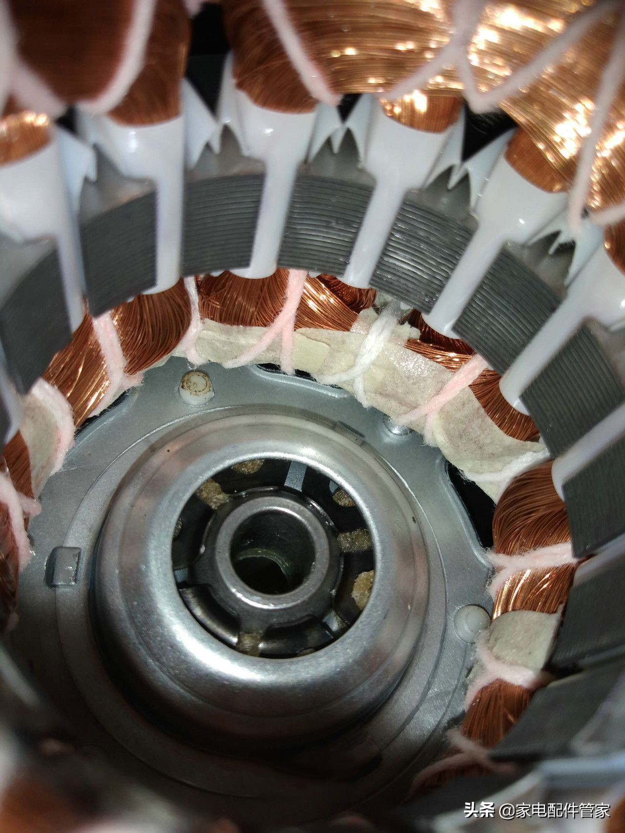 电风扇嗡嗡响不转的维修方法,电动车充电器风扇故障维修大全