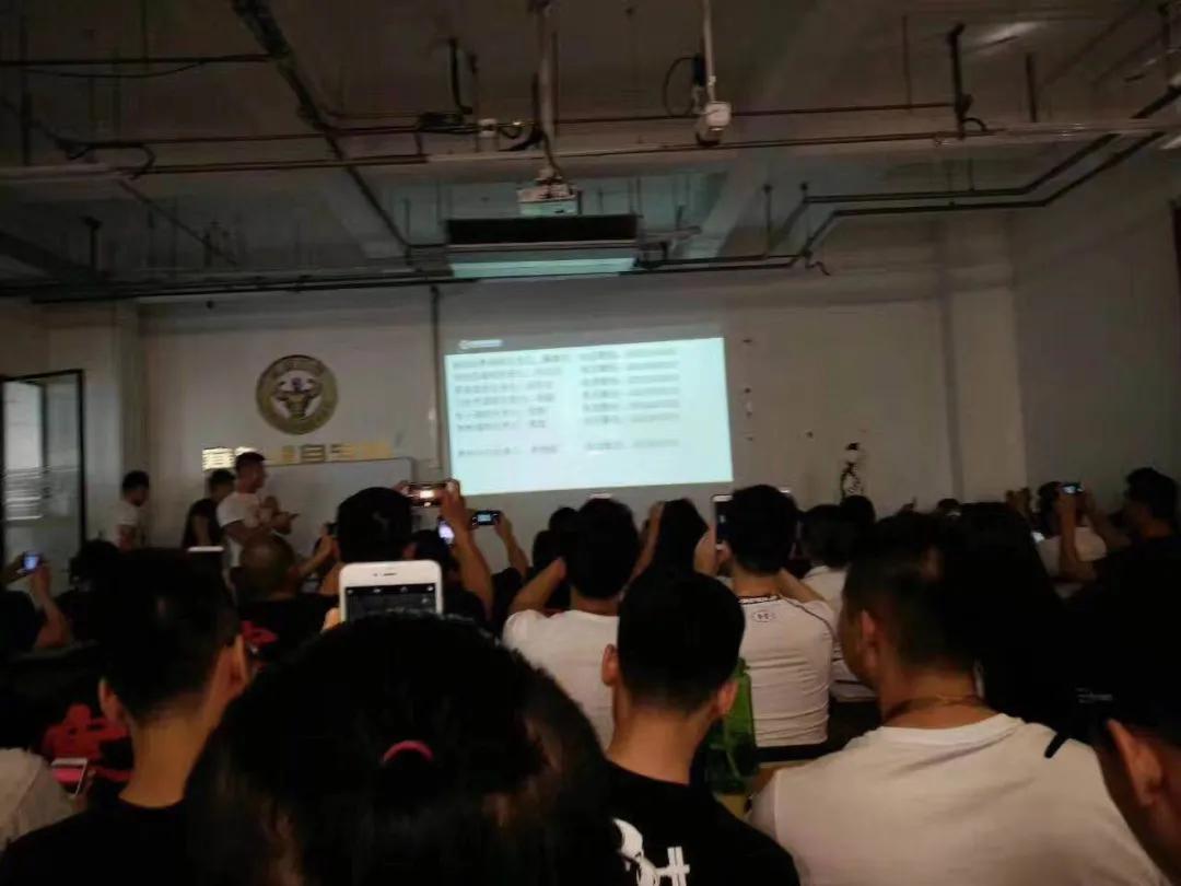 康复健身教练工资,康复训练师年薪