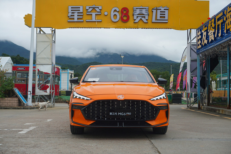 第三代mg6prosupersport赛道模式,激进前卫全新mg6pro预告图发布