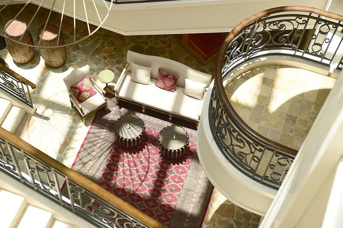 裸心堡折扣,裸心堡观景攻略