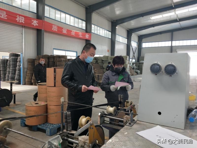 民勤县红砂岗镇雨禾公司：疫情防控不松劲全力以赴抓生产