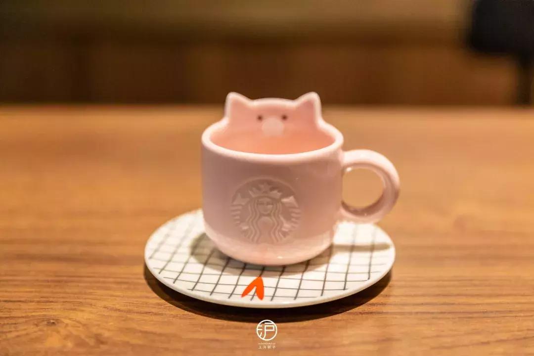 星巴克猪猪杯到哪预订,星巴克最新限定杯