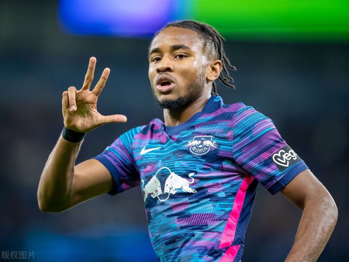 欧冠首轮综述！有大胜，有戴帽，有乌龙，有红牌，更有逆转奇迹